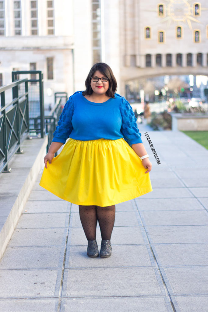 Tenue grande taille bleu et jaune par Letilor blog mode belge
