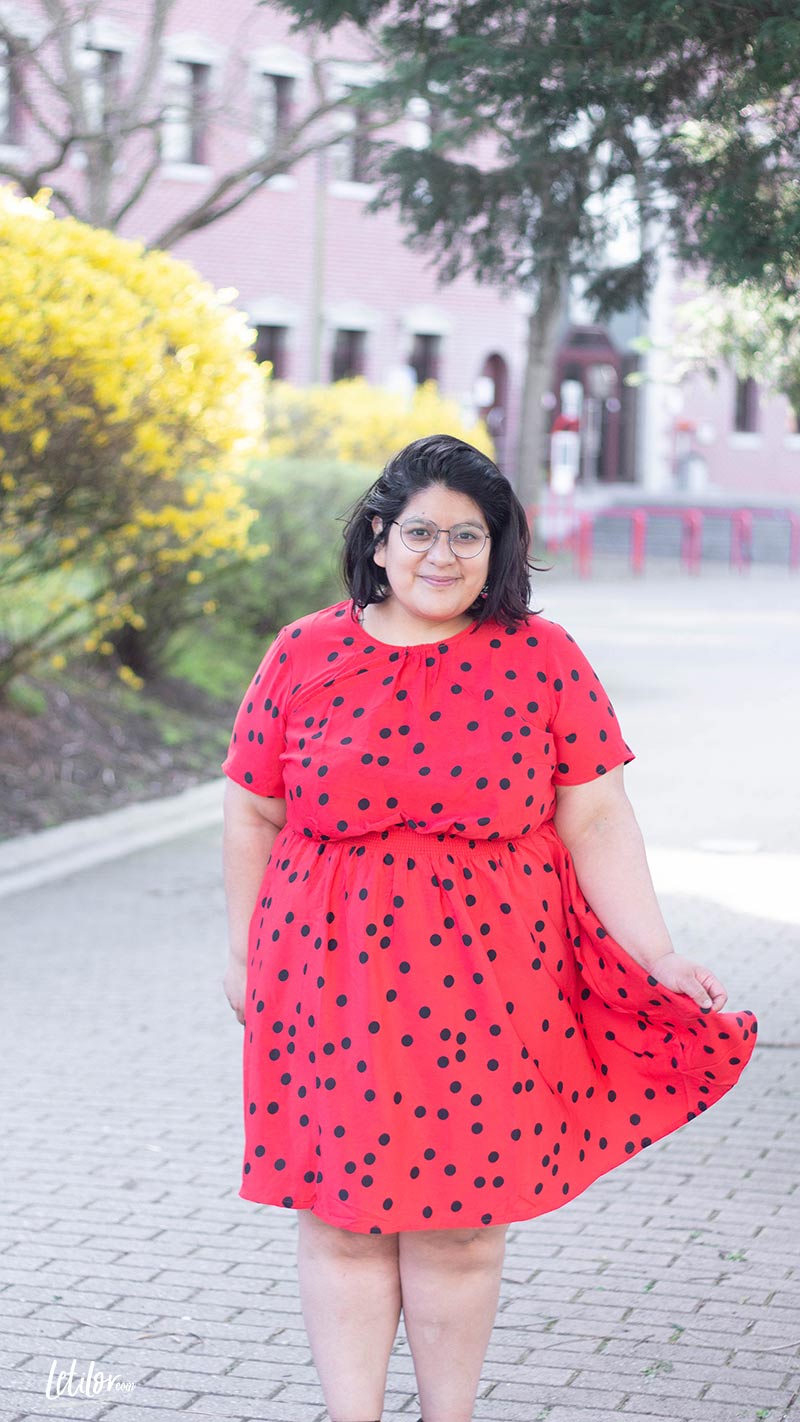 Robe grande taille chic rouge à pois