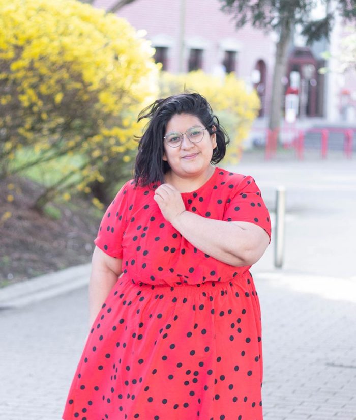 Robe grande taille chic rouge à pois