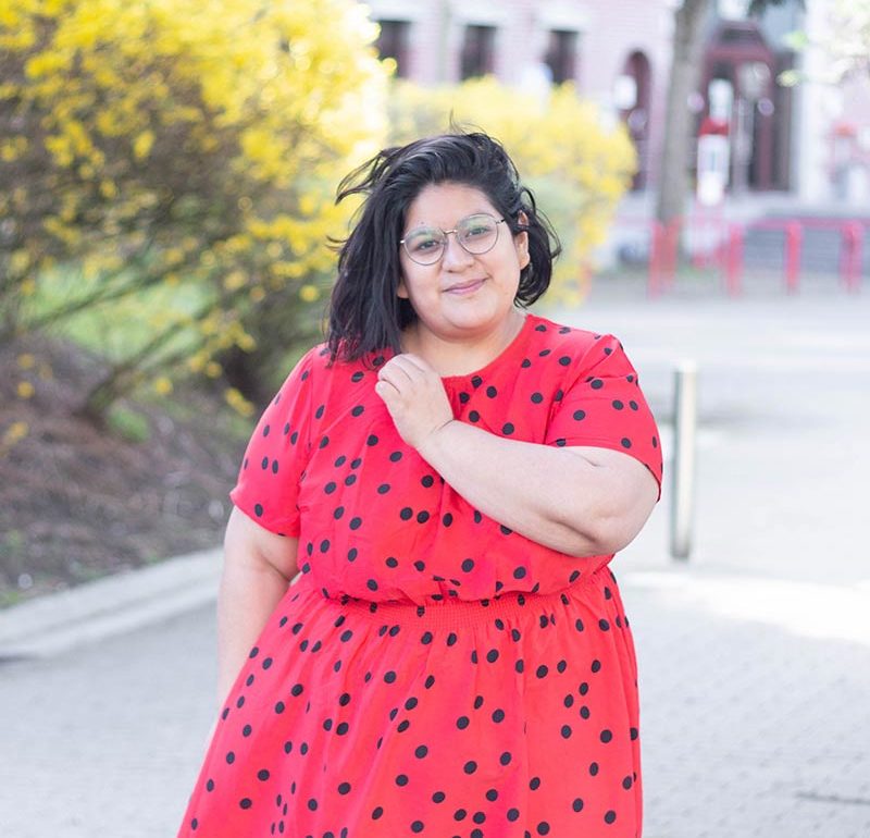 Robe grande taille chic rouge à pois