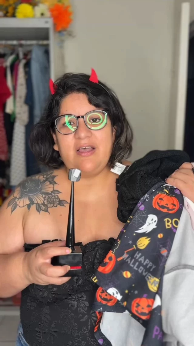 HAUL COSTUMES HALLOWEEN T.48/50 ! Je vous montre mon essayage taille réelle (T. 48/50, 2XL/3XL) :
🖤 Bustier 🧡 Boléro Citrouille ❤️ Robe Reine de Cœur 💀 Et le coup de cœur : la combinaison squelette est PARFAITE malgré ma petite taille (1m54) !
 #haulhalloween #costumeplussize #sheincurvy #grandetaille #modefemmeronde #costumehalloween #2XL #3XL #reinedecoeur #squelette
